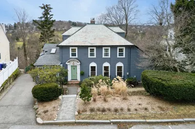 61 Huntington Road 1
