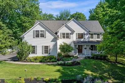 22 Sawyer Ln 1