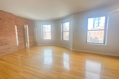 554 Tremont St. #7
