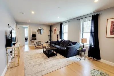 158 Lexington Street #2
