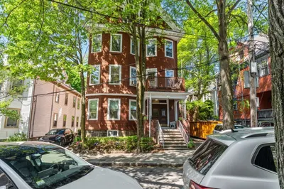 40 Perry Street #2