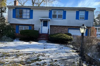 2 S Sherwood Ave 1