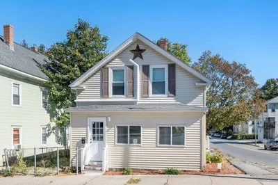 55 Mendon St 1