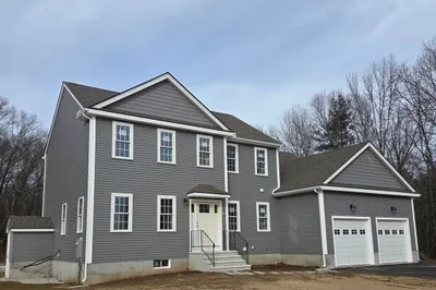 138 Elm St 1