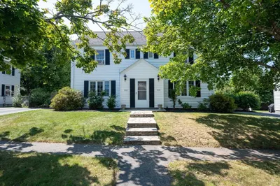 100-102 Uncatena Ave