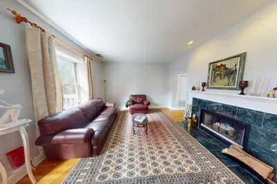 216 Summit Ave #E201