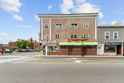 605-607 Main St