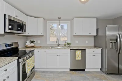 309 Rowley St 1