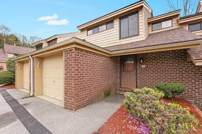 14 Cherrywood Dr #14