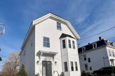 129 Court St 1