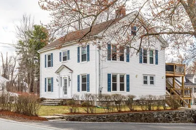 363 Concord Rd