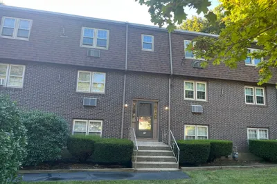 89 Dean Street #2