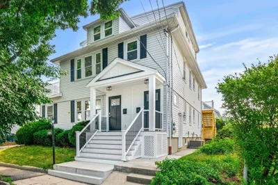 137 Webster St #2 1