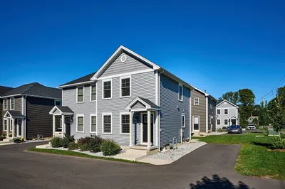 111 Union St #13