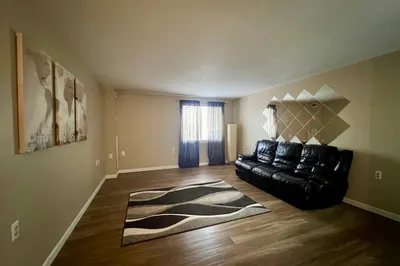 20-30 Daniels St #108 1