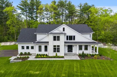 40 White Pine Rd