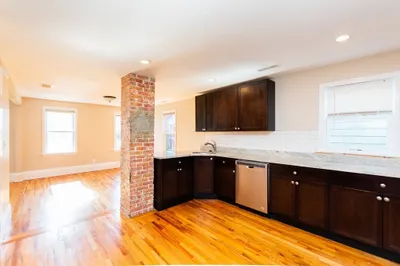 27 Shannon Street #2L