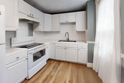 101 Bradford St #2