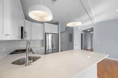 172 Kimball Ave #2B 1