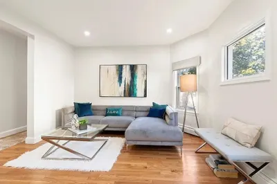 101 Brent St #3 1