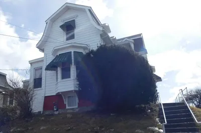 86 Hollingsworth St