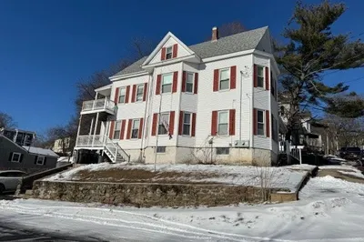 7 Florence Ave 1
