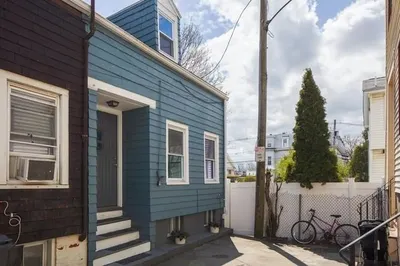 6 Albion Pl