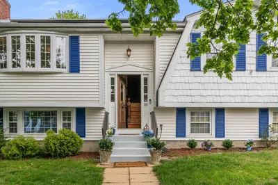50 Neponset Ave 1