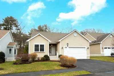 24 Tanglewood Ln #24