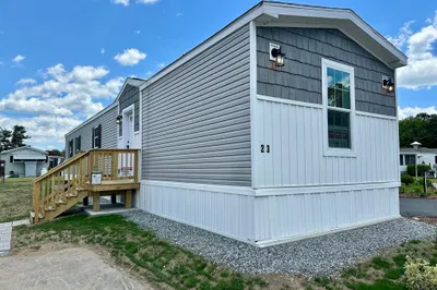 23 Dinny Lane 1