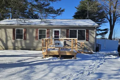 10 Gareau Ave 1