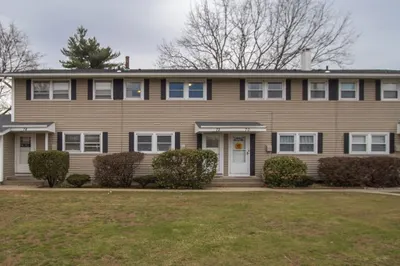 72 Honeysuckle Dr #72