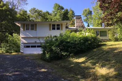 168 Main St 1