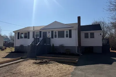 11 Carter St