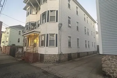 10 Salisbury St 1