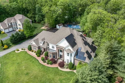 3 Newton Ln 1