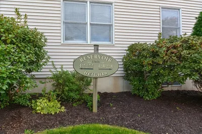 22 Reservoir Street #6 1