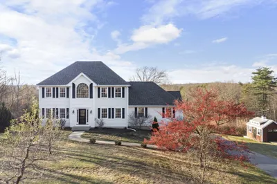 35 Molasses Hill Rd 1