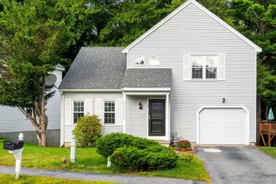 58 Meadowood Rd 1