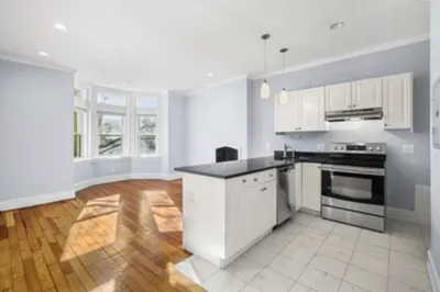 1834 Beacon St #5 1