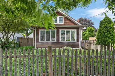 34 Bridge St 1