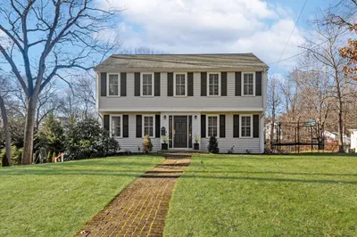 5 Stonegate Lane 1