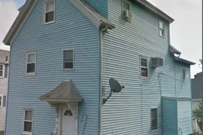22 Roundy St #1