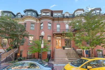 18 Concord Square ##2