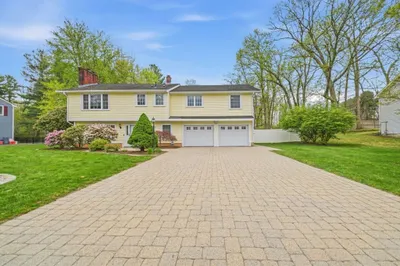 8 Stanley Drive 1