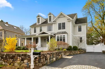 27 Sherman St 1