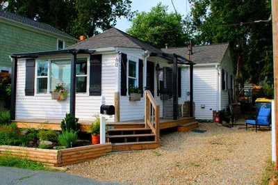 60 Barrows St 1