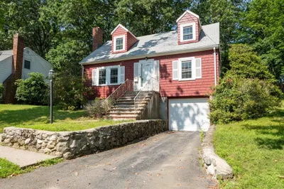 11 Alden Lane 1