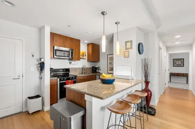 16 Miner St #505