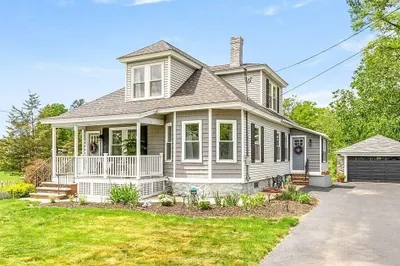 100 Currier St